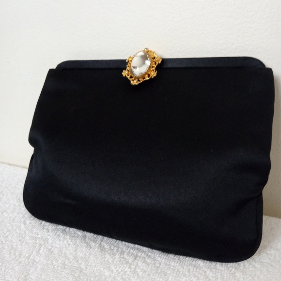 A VINTAGE  Mel-Ton 50's Black Satin & GEMSTONE With Gold Clasp Clutch Handbag - Picture 8 of 10